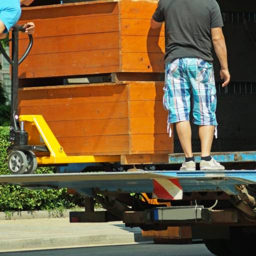 Fretes de Mercadorias e Produtos - Transporte Rápido e Seguro em São Paulo, SP por Edson Transportes 77