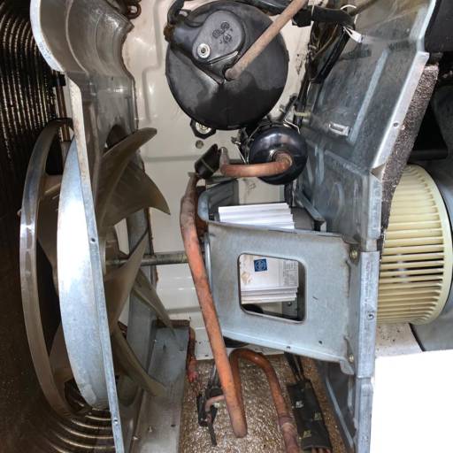 Limpeza Geral e Higienização em Equipamento de Ar-Condicionado do Tipo Janela (ACJ) em Belo Horizonte/MG