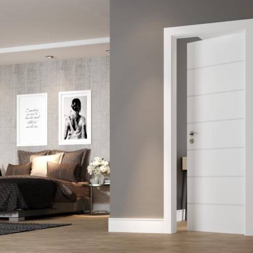 Kit Porta Pronta – Praticidade e Qualidade no Ninho Verde II Eco Residence por Portales Portas e Janelas