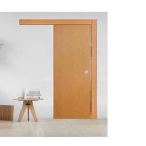 Kit Porta Pronta – Praticidade e Qualidade no Ninho Verde II Eco Residence por Portales Portas e Janelas