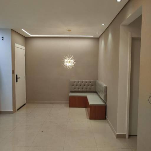 Canto Alemão com Pistão a Gás por A.D.E.S Estofados