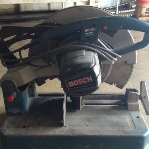 Serra Poli Corte - Precisão e Eficiência para sua Obra em Arapoti por Fera Locações de Equipamentos