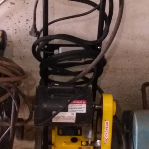 Lavadora de Alta Pressão Profissional Wap - Potência e Eficiência em Arapoti por Fera Locações de Equipamentos