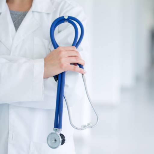 Clínico Geral - Cuidado Completo com sua Saúde em São Mateus por Clínica Médica Pax Vida Saúde