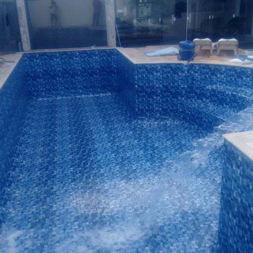 Vinil – Renovação e Estilo para Piscinas em Itu