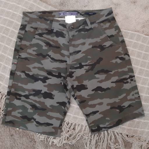 Bermuda camuflada canvas maq  por Loja Catherine