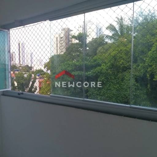 Apartamento no Condomínio Edifício José Augusto Moreira e Tereza Maria localizado na Rua Professor Marculino Botelho - Casa Caiada - Olinda/PE por Ana Patrícia Corretora de Imóveis e Seguros