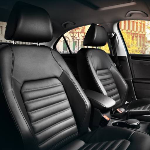 Tapeçaria de peças em couro