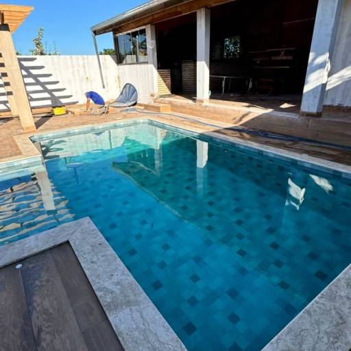 Piscinas com Borda Infinita – Sofisticação e Paisagismo Riviera de Santa Cristina XIII