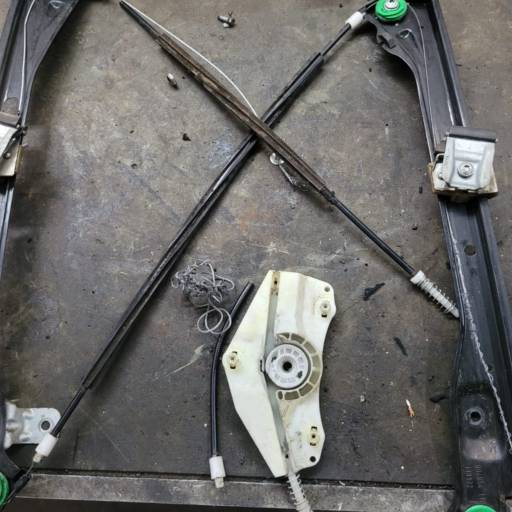 Reparo em Máquinas de Vidro – Confiabilidade e Eficiência em Lençóis Paulista