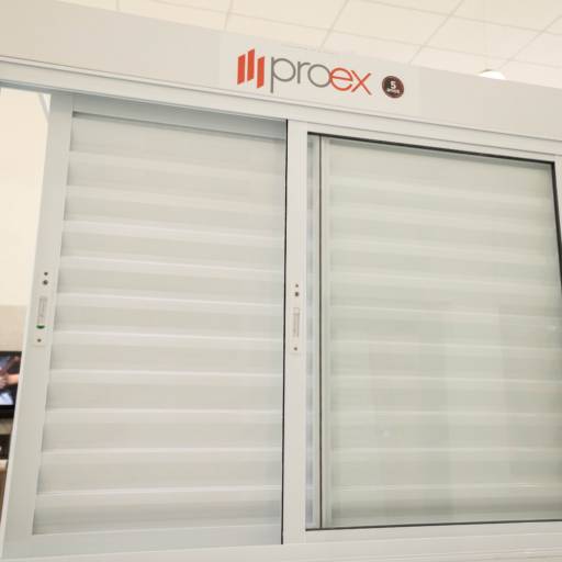 Janelas  por Esquadrimax