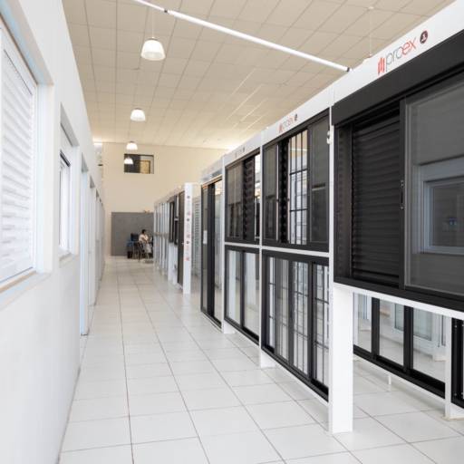 Janelas  por Esquadrimax