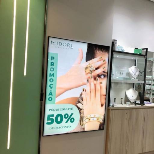 Projeto de Móveis Planejados Comerciais para Loja - Realizado na loja Midore Shopping Trimaís SP por Proje Marcenaria 