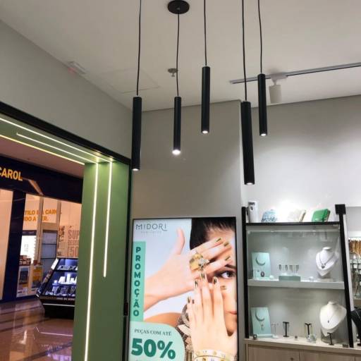 Projeto de Móveis Planejados Comerciais para Loja - Realizado na loja Midore Shopping Trimaís SP por Proje Marcenaria 