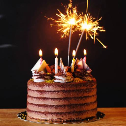 Bolos de Aniversário Personalizados - Sabor e Tradição em Lençóis Paulista/SP