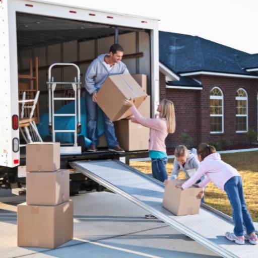 Serviço Completo de Mudança Residencial e Comercial - Praticidade e Segurança em Joinville/SC