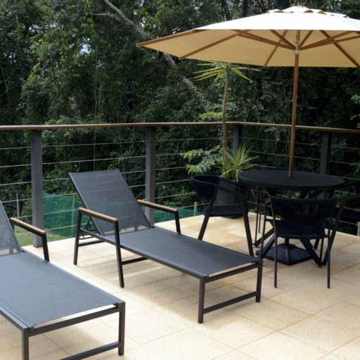 Espreguiçadeira Renata em Tela Sling - Conforto e Durabilidade em Cardoso, SP