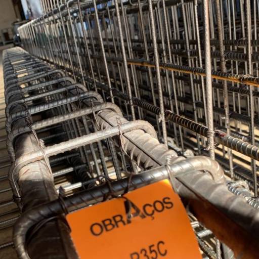 Colunas Estruturais - Qualidade e Resistência em Ninho Verde II Eco Residence, SP	