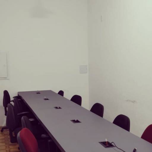 Precisando de um espaço profissional e completo para alavancar seus negócios? por Total Cred