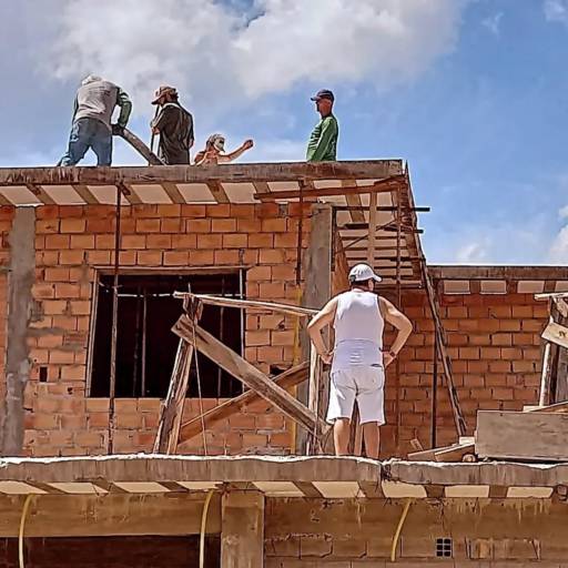 Acompanhamento de Obra – Economia e Tranquilidade no Riviera de Santa Cristina XIII, SP por LR Engenharia