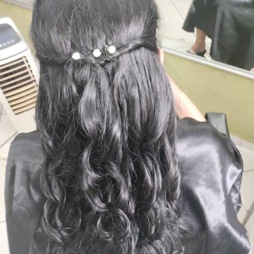 Penteados para Brilhar em Qualquer Ocasião - São Manuel, SP por Zilma Amliz