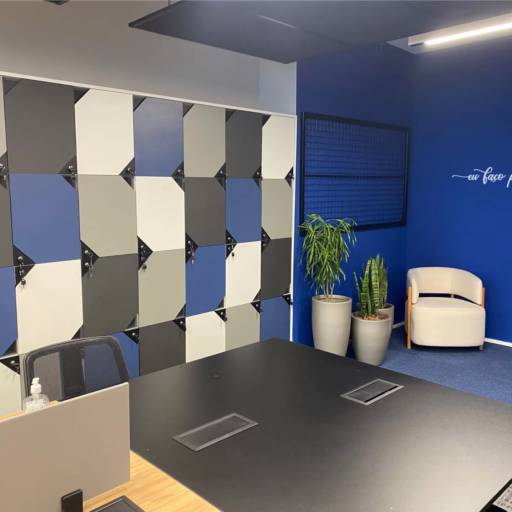 Projeto de Móveis Planejados realizado para a empresa Lyncas por MOBID Marcenaria