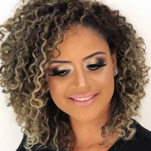 Maquiagens por Salão Deixa Cachear