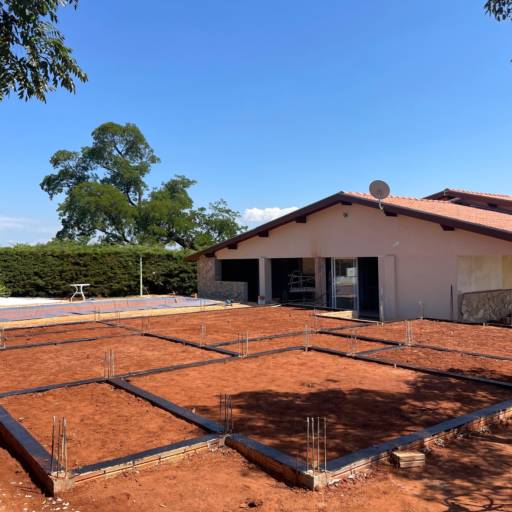 Acompanhamento de Obras – Qualidade e Segurança na Execução em Riviera de Santa Cristina XIII, SP