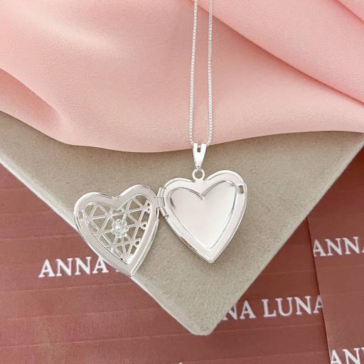 Relicários Banhados a Prata 925 – Memórias Eternizadas em Mirassol, SP por Anna Luna Semijoias e Acessórios