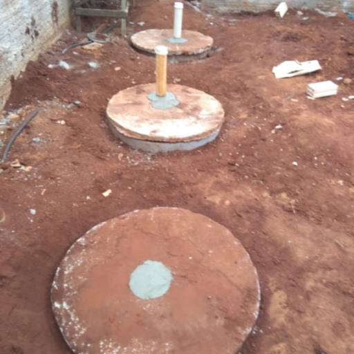 Instalação de Fossa Séptica Biodigestora - Sustentabilidade e Eficiência no Riviera de Santa Cristina XIII, SP