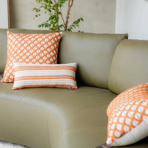 Almofadas Decorativas - Conforto e Estilo para Seu Lar em Ninho Verde II Eco Residence, SP em Ninho Verde II Eco Residence, SP por Decor Max Casa