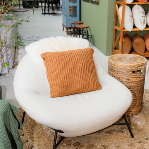 Poltronas de Alta Qualidade – Conforto e Sofisticação em Ninho Verde II Eco Residence, SP em Ninho Verde II Eco Residence, SP por Decor Max Casa