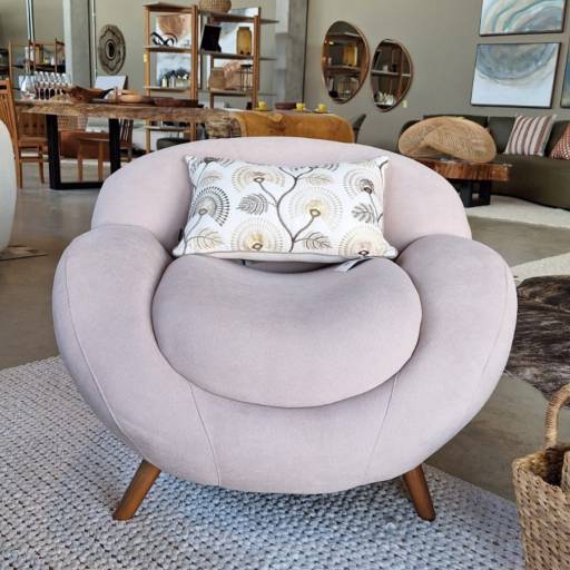 Poltronas de Alta Qualidade – Conforto e Sofisticação em Ninho Verde II Eco Residence, SP em Ninho Verde II Eco Residence, SP por Decor Max Casa