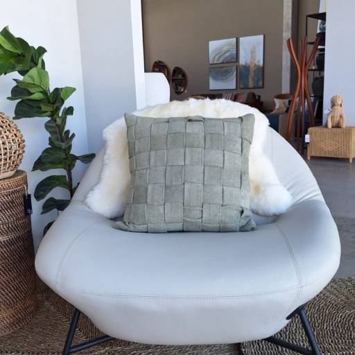 Poltronas de Alta Qualidade – Conforto e Sofisticação em Ninho Verde II Eco Residence, SP em Ninho Verde II Eco Residence, SP por Decor Max Casa