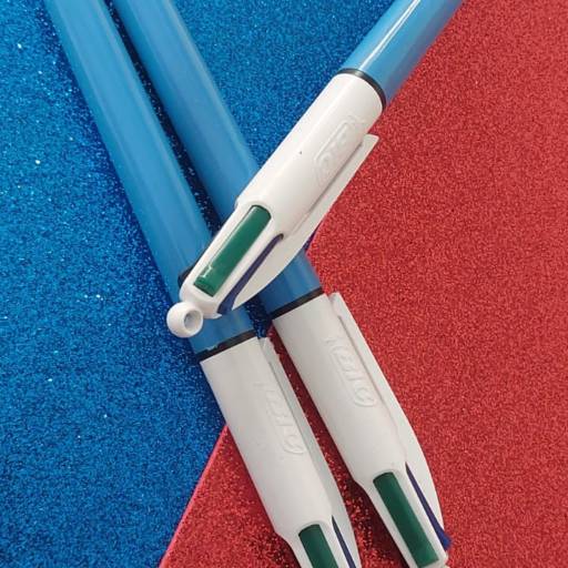 Canetas Esferográficas – Conforto e Precisão na Escrita em São Paulo, SP em São Paulo, SP por Papelaria e Presente Safari