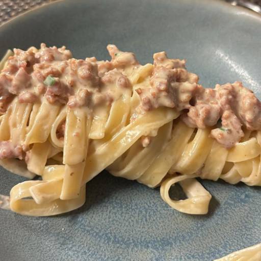 Ragú de linguiça cremoso