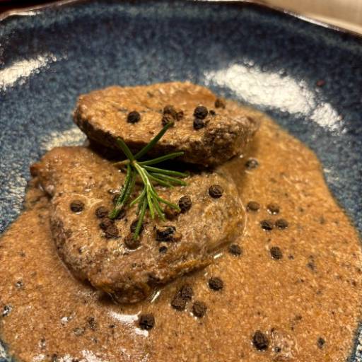 Medalhão de filé ao Poivre