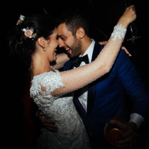 Aula de Forró para Noivos em Bauru: Prepare-se para Dançar no Seu Grande Dia!