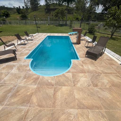 Piscina para Eventos – Diversão e Conforto em Leopoldina, MG