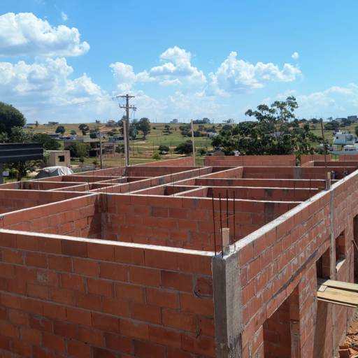 Obra em Andamento no Riviera de Santa Cristina XIII por Wilson Lorenzo