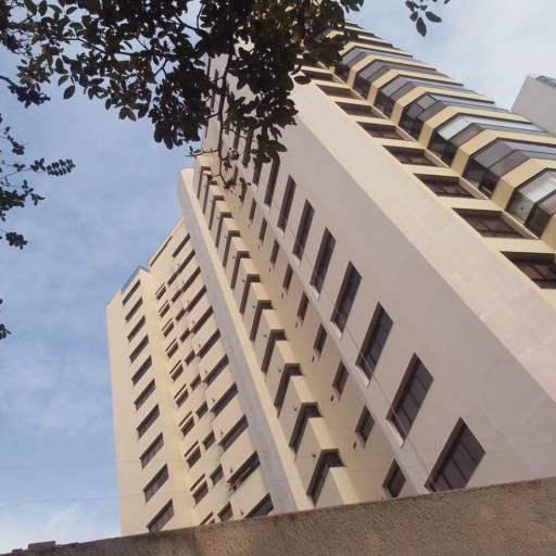 Lavagem, Restauração, Calafetação e Pintura realizada no Condomínio em Vila Prudente por InovaVertical