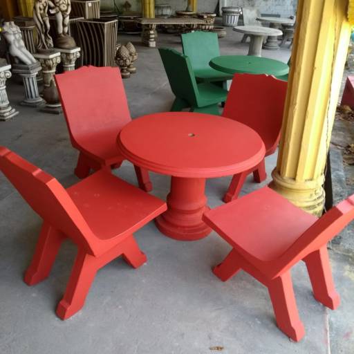 Conjunto de Mesa e Cadeiras de Concreto - Preart Comércio de Premoldados & Artes, Belém, PA