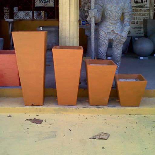 Vaso Trapezoidal de Cimento - Preart Comércio de Premoldados & Artes, Belém, PA por Preart Comércio de Premoldados & Artes Ltda