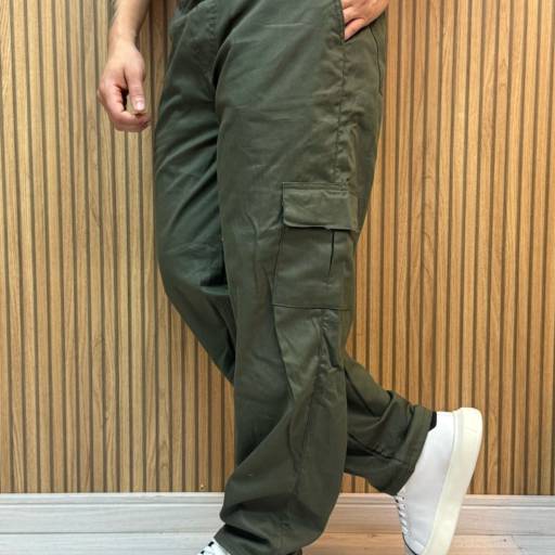 Calça Sarja Cargo por DK Multmarcas