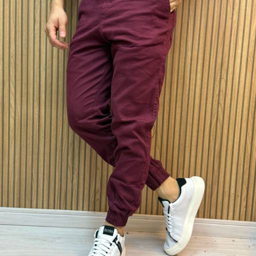Calça Sarja Jogger  por DK Multmarcas