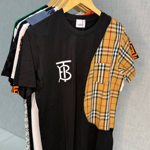 Camiseta Malha Chinesa por DK Multmarcas