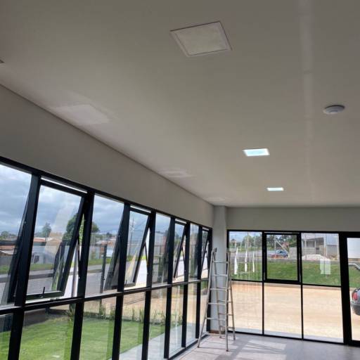 Construção de Prédios Comerciais – Estrutura Robusta e Design Inteligente – Riviera de Santa Cristina XIII, SP