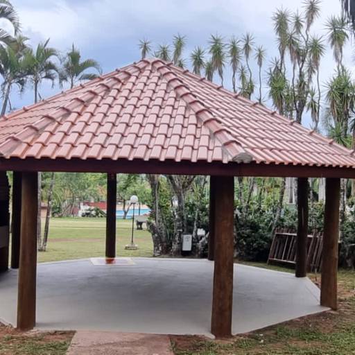 Quiosque de Madeira – Conforto e Estilo ao Ar Livre – São Manuel, SP