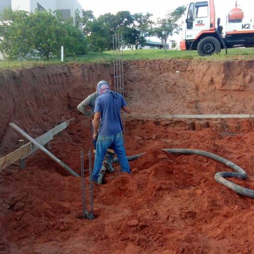 Obra em Andamento: Instalação da Obra e Fundação – Casas Riviera por Casas Riviera 