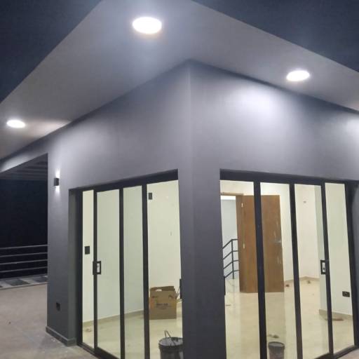 Instalação da Iluminação – Casas Riviera, Riviera de Santa Cristina XIII, SP por Casas Riviera 